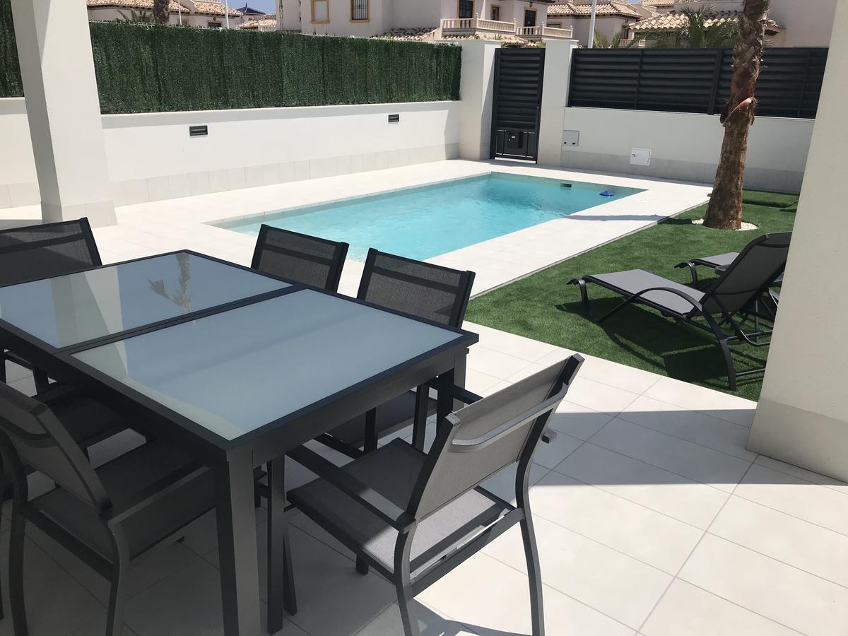 Villa Deluxe La Marina Beach Alicante Exterior photo